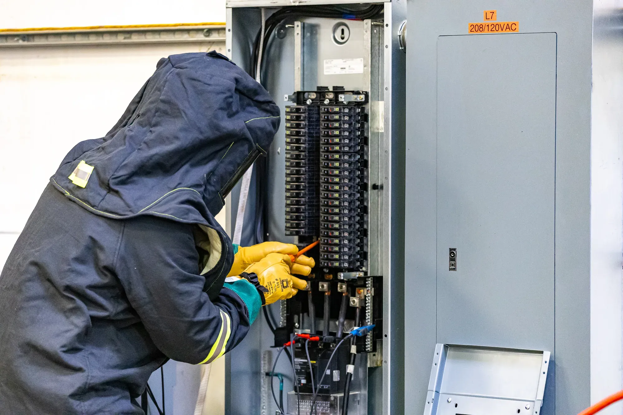 Commercial electrical panel circuit breaker testing